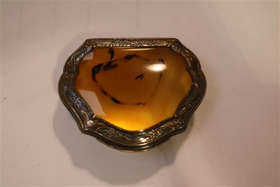 Seven horn, mother of pearl and lacquer objects of vertu, 18th - 20th century, largest 5 1/8in.